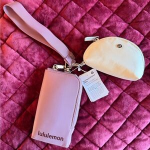 NWT Lululemon dual pouch wristlet wallet